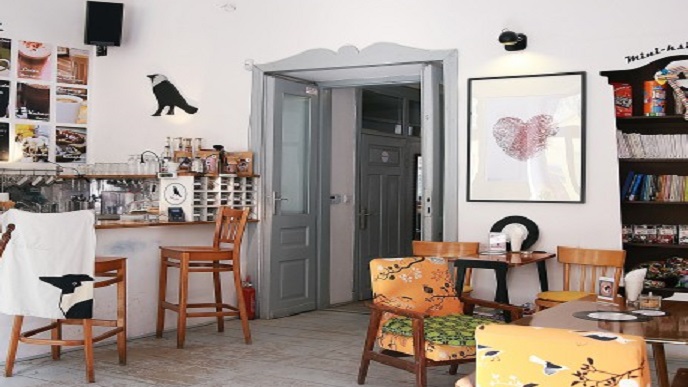 Kawiarnia Kawka Lublin. Cafe. Nightlife Lublin. Bars and Clubs in Lublin